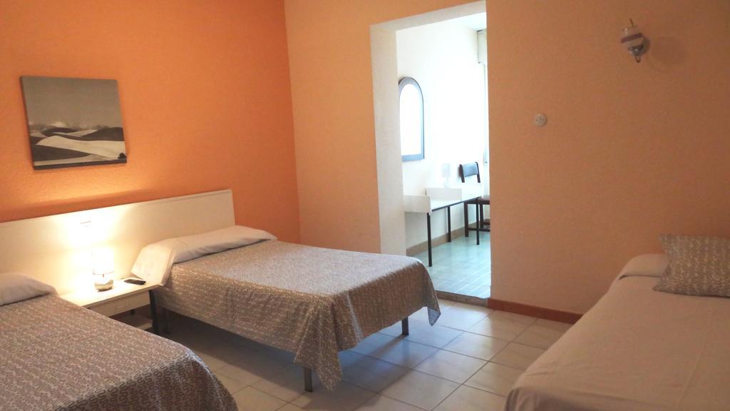 Hostal Isla Playa Exterior foto